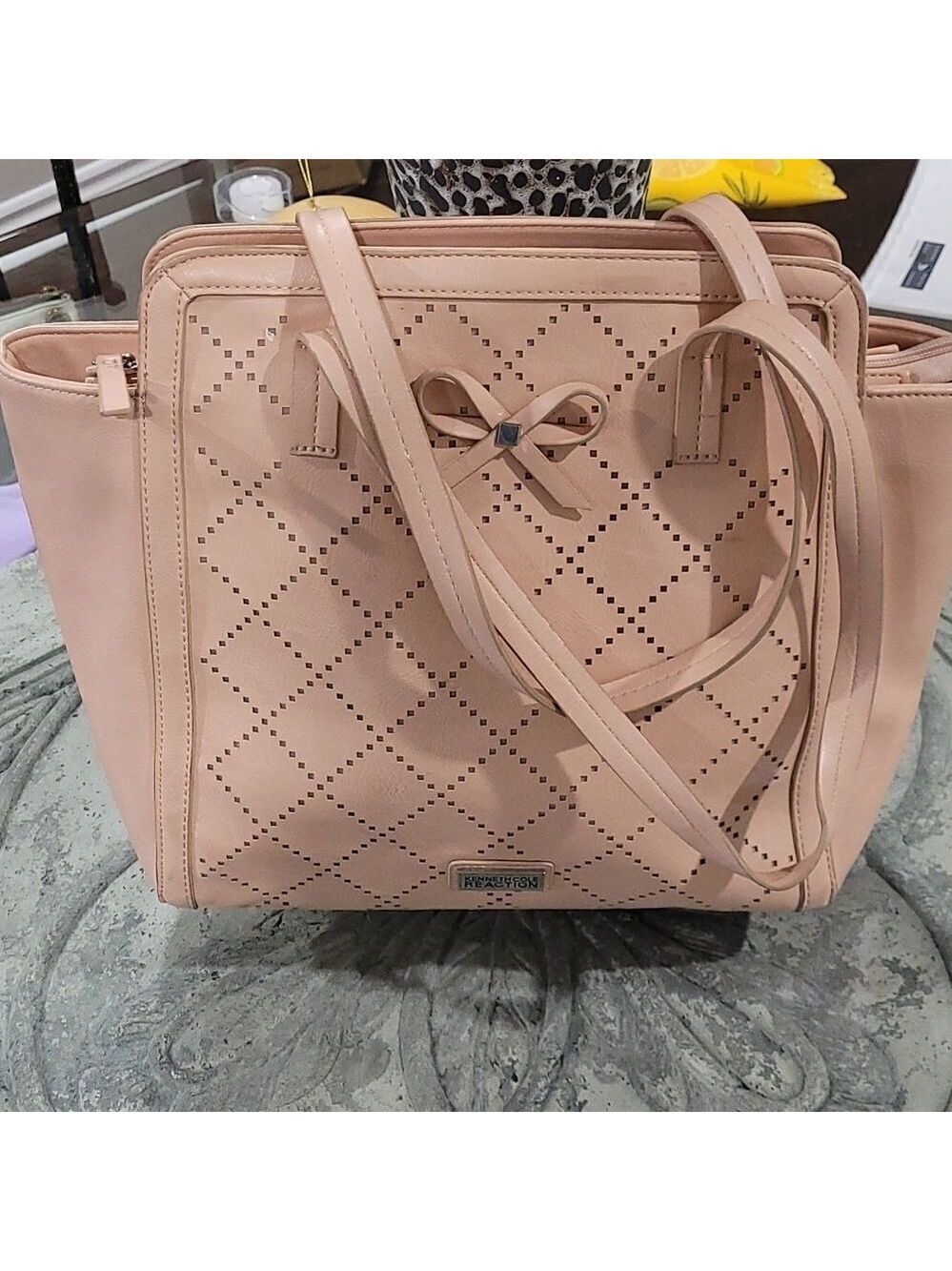 KENNETH COLE REACTION PURSE